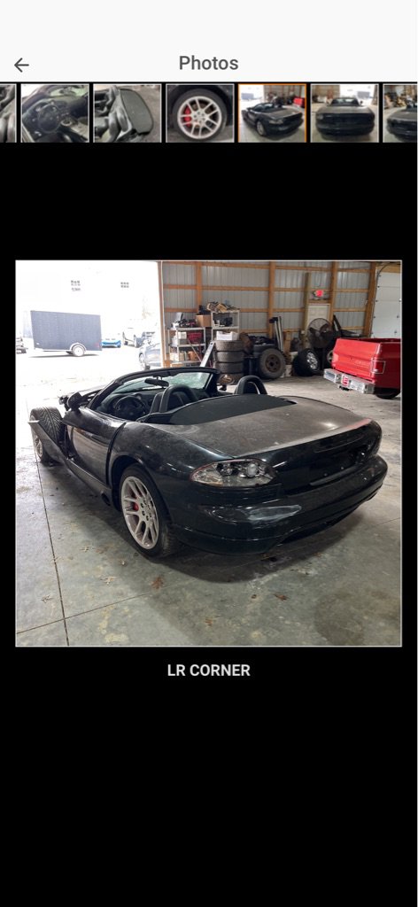 Used 2004 Dodge Viper SRT-10 RWD image 3