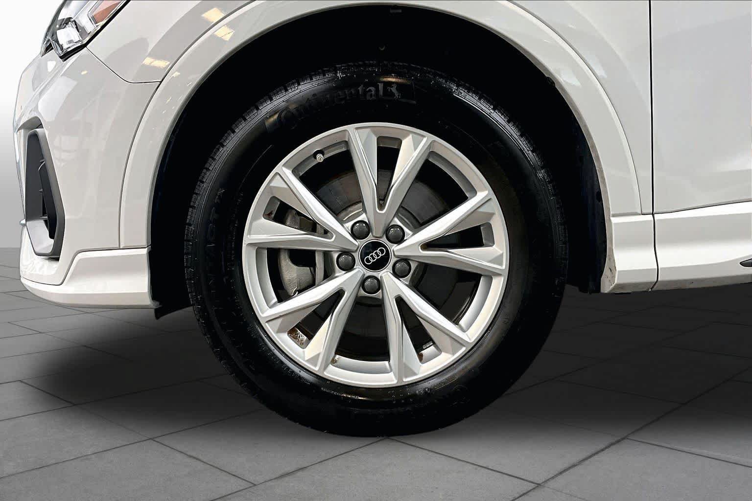 Certified 2024 Audi Q3 2.0T Premium AWD/4WD image 11