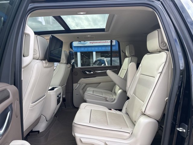 Used 2021 GMC Yukon XL Denali w/ Denali Ultimate Package image 13