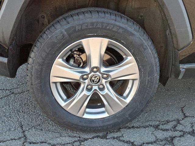 Certified 2024 Toyota RAV4 XLE image 29