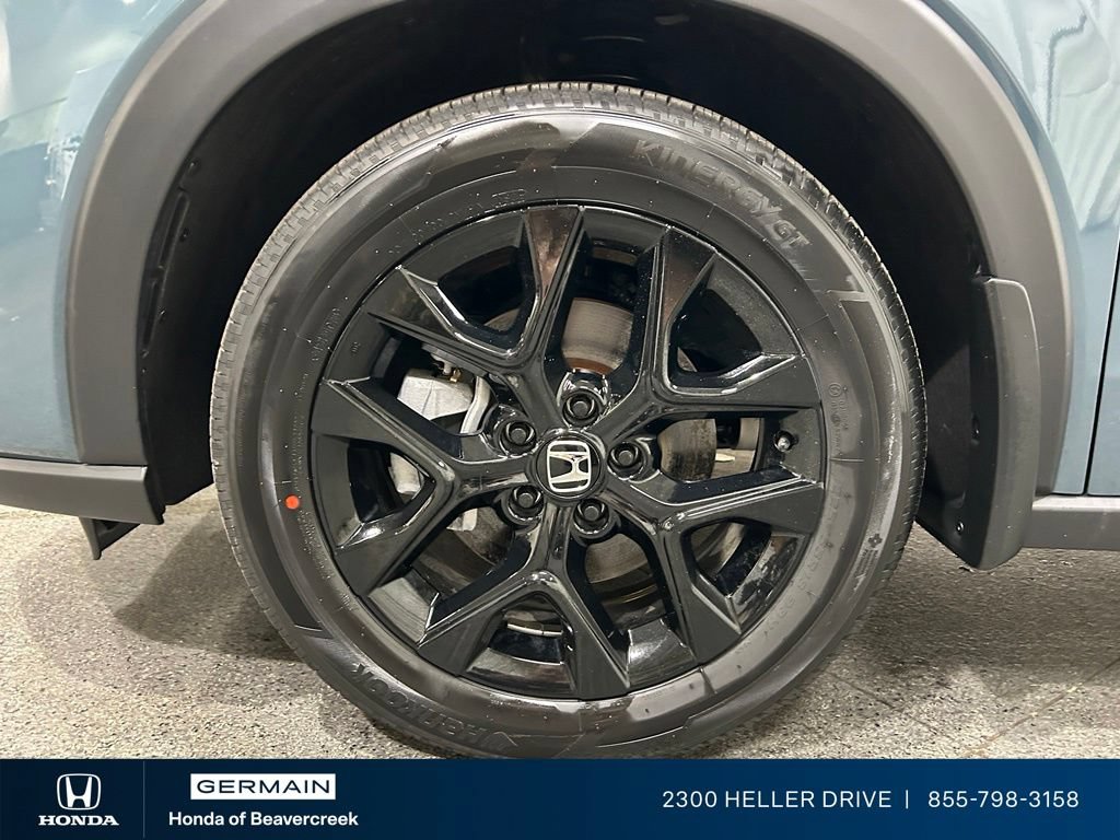 Certified 2025 Honda HR-V Sport image 13