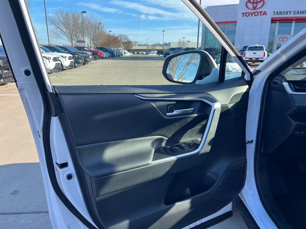 New 2025 Toyota RAV4 XLE image 11