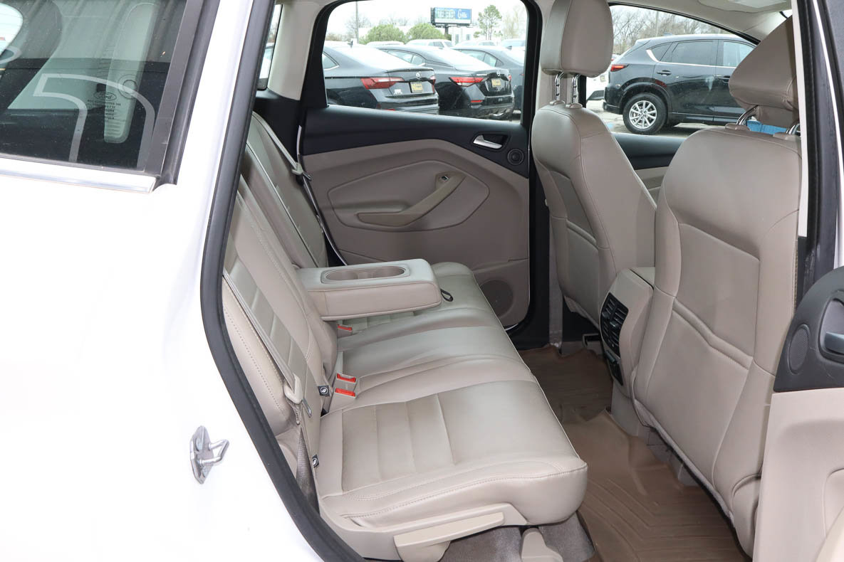 Used 2016 Ford C-MAX SEL w/ Equipment Group 302A image 24