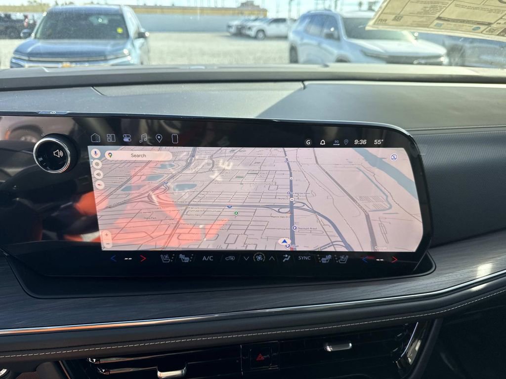 New 2026 Chevrolet Suburban Premier image 25