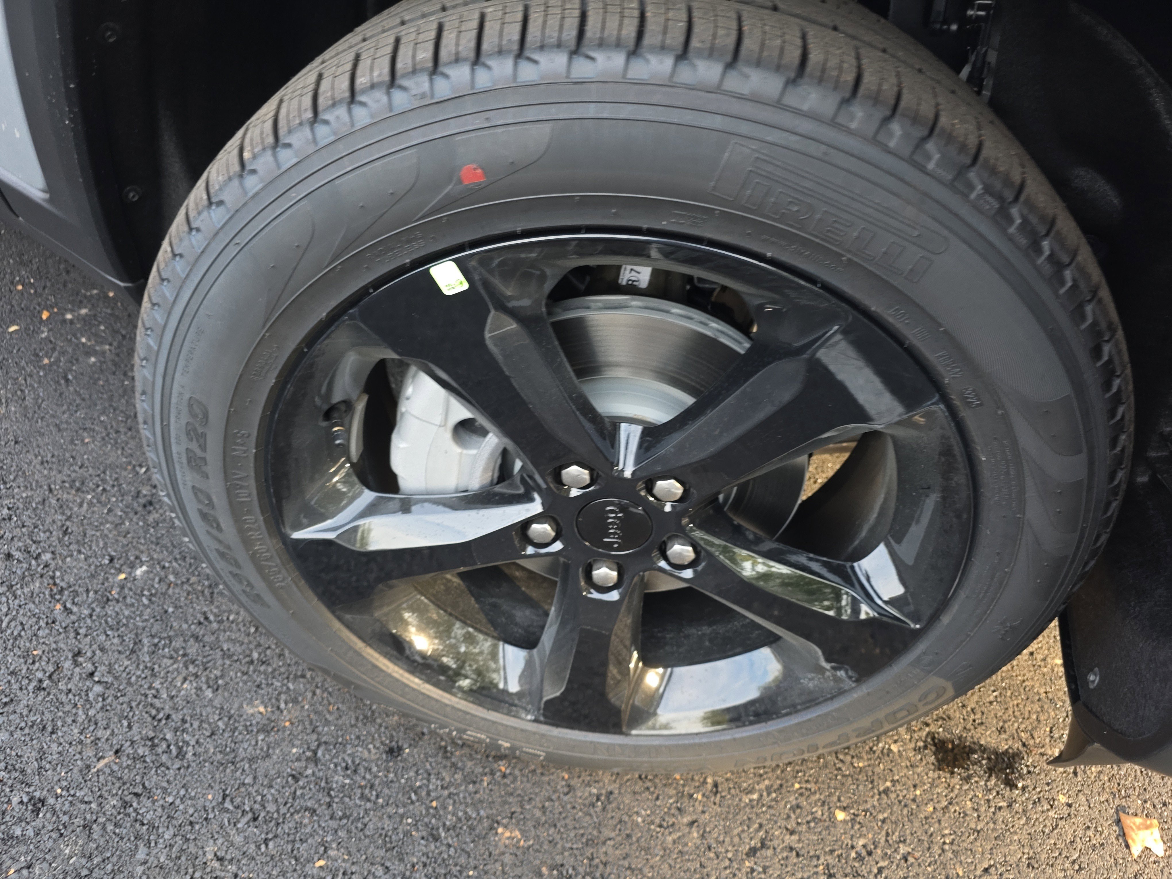 New 2025 Jeep Grand Cherokee Limited w/ Luxury Tech Group II image 25