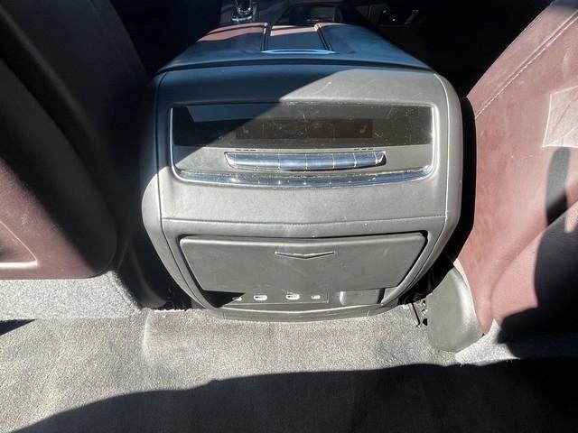 Used 2022 Cadillac Escalade ESV Sport Platinum w/ LPO, ONYX Package image 29