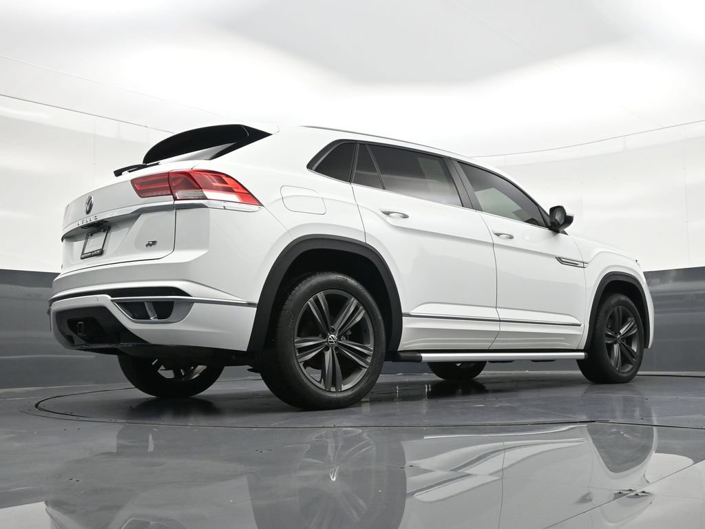 Used 2020 Volkswagen Atlas Cross Sport SE w/ Panoramic Sunroof Package image 32