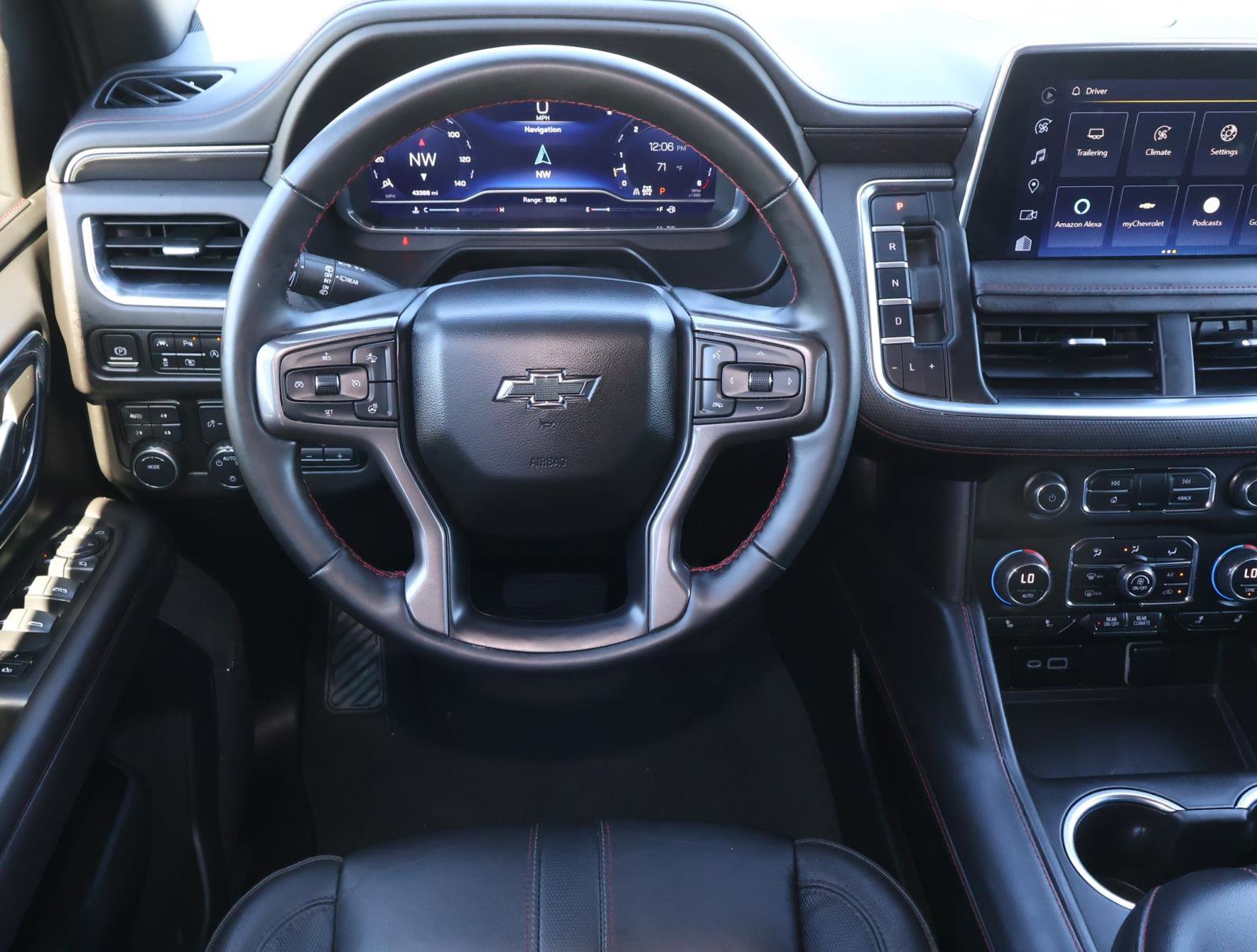 Used 2023 Chevrolet Suburban RST w/ Luxury Package image 10