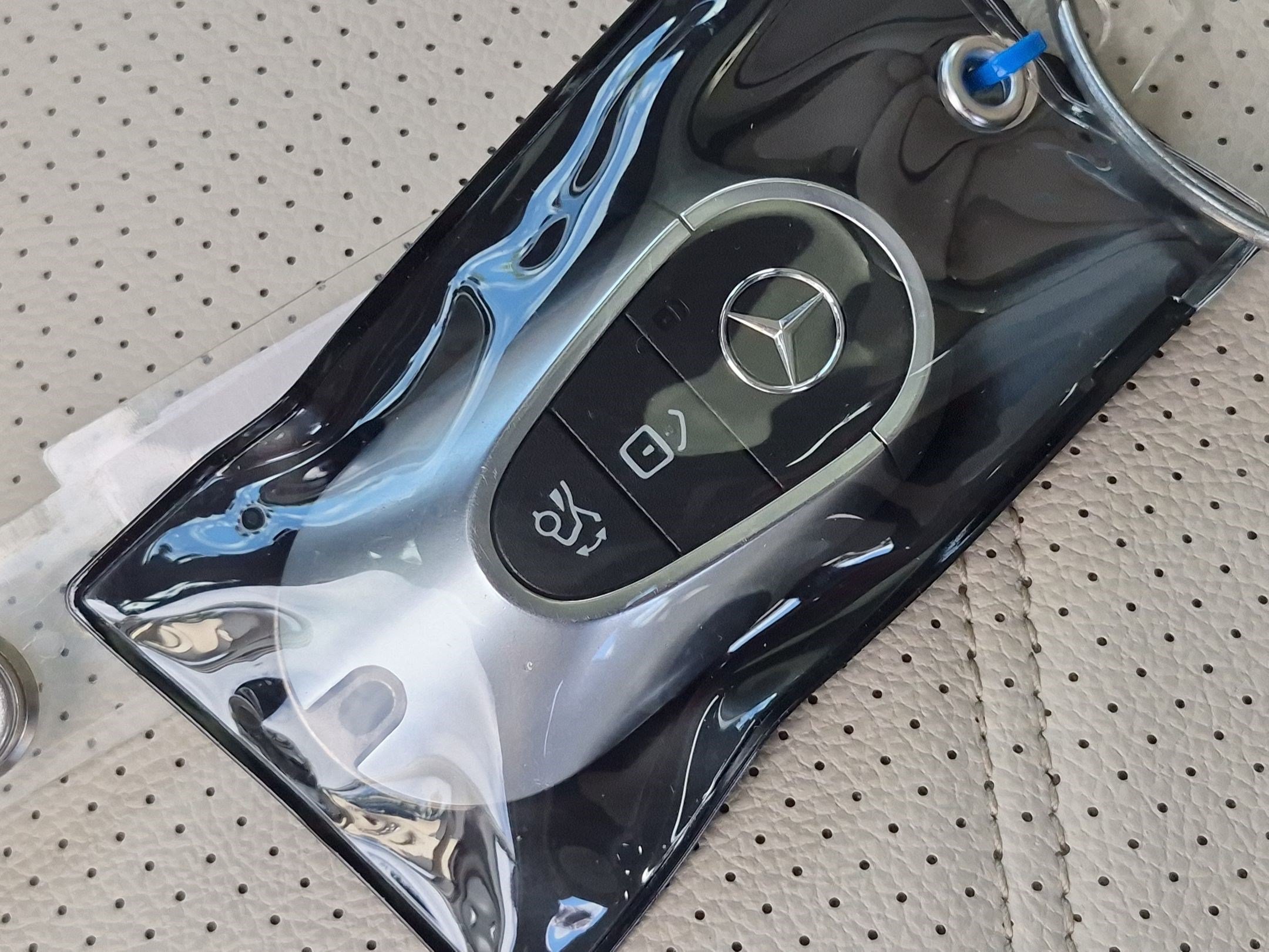 Certified 2023 Mercedes-Benz GLC 300 4MATIC w/ Exclusive Trim Package image 35