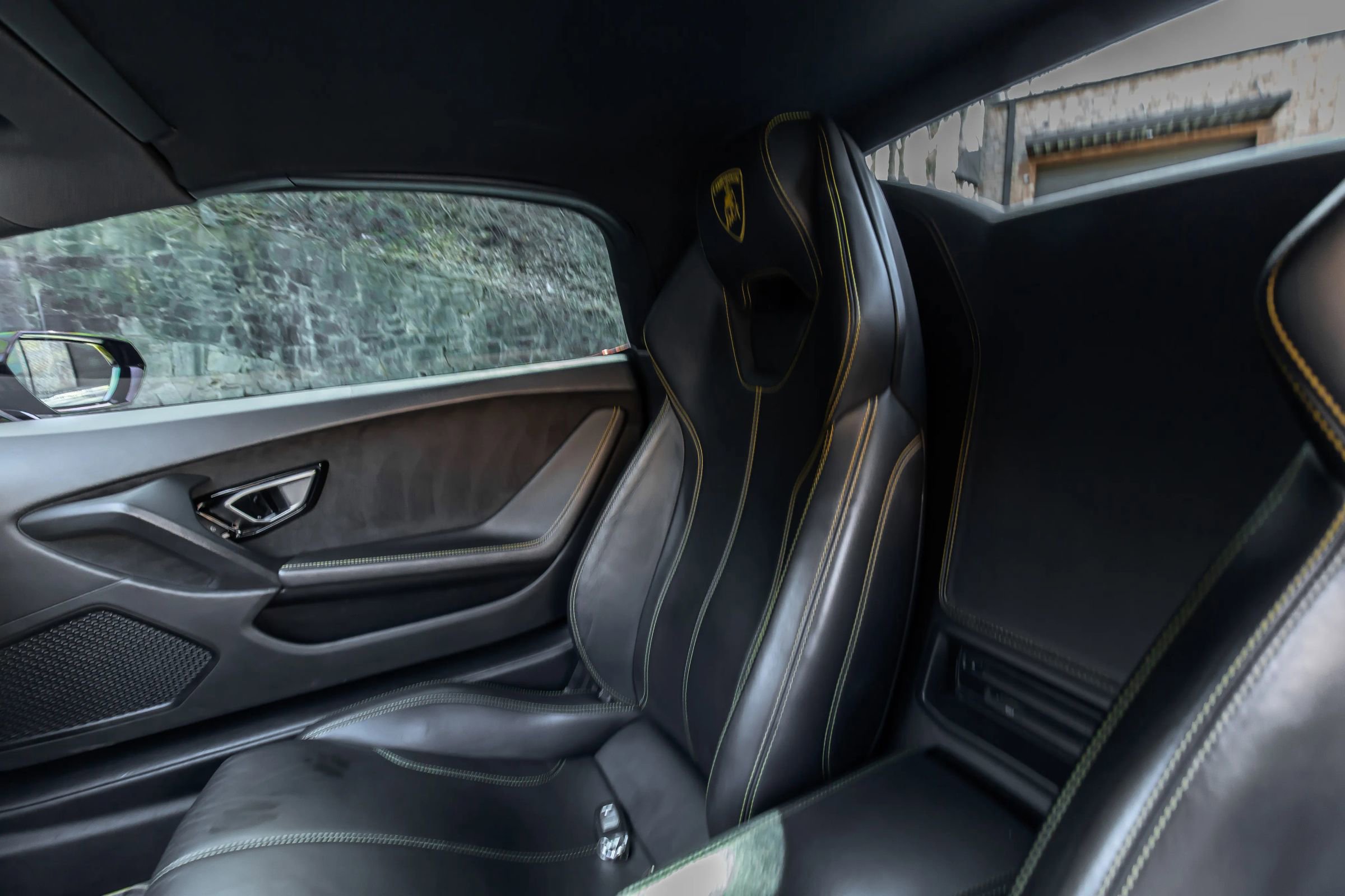 Used 2017 Lamborghini Huracan LP 610-4 image 35