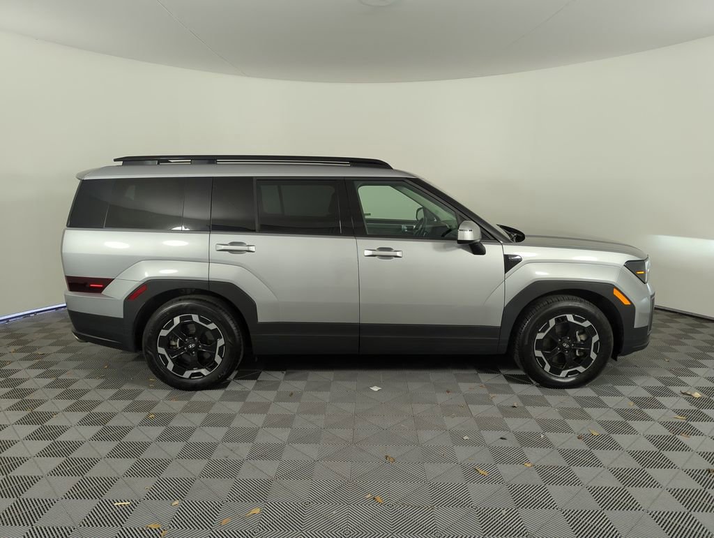 Used 2025 Hyundai Santa Fe SEL image 4