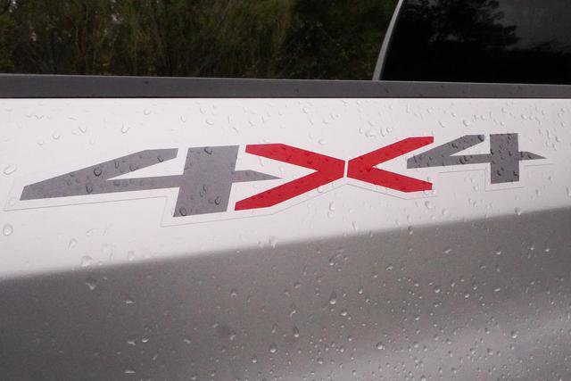 Used 2022 Chevrolet Silverado 1500 LT image 32