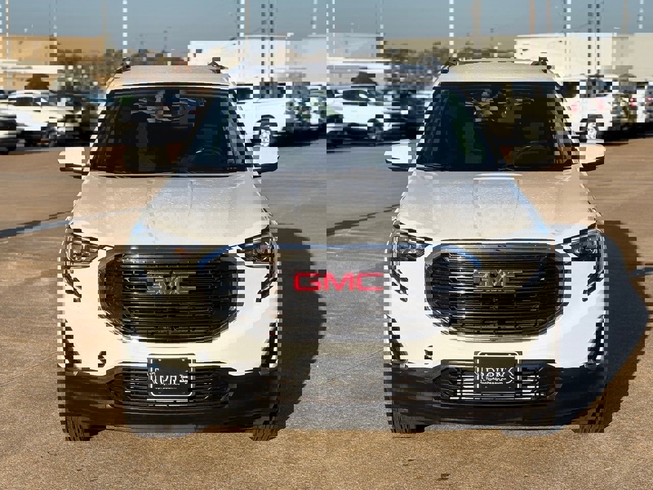 Used 2020 GMC Terrain SLE w/ Driver Convenience Package image 4