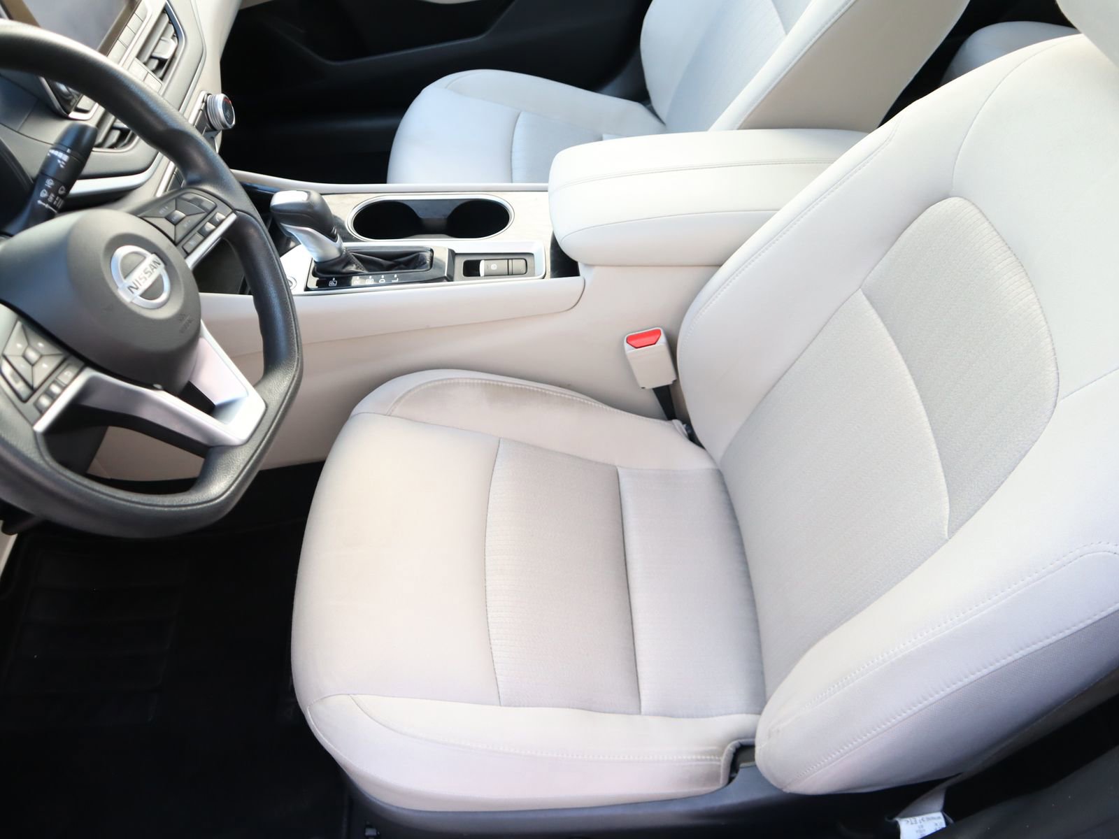 Used 2021 Nissan Altima 2.5 SV image 25