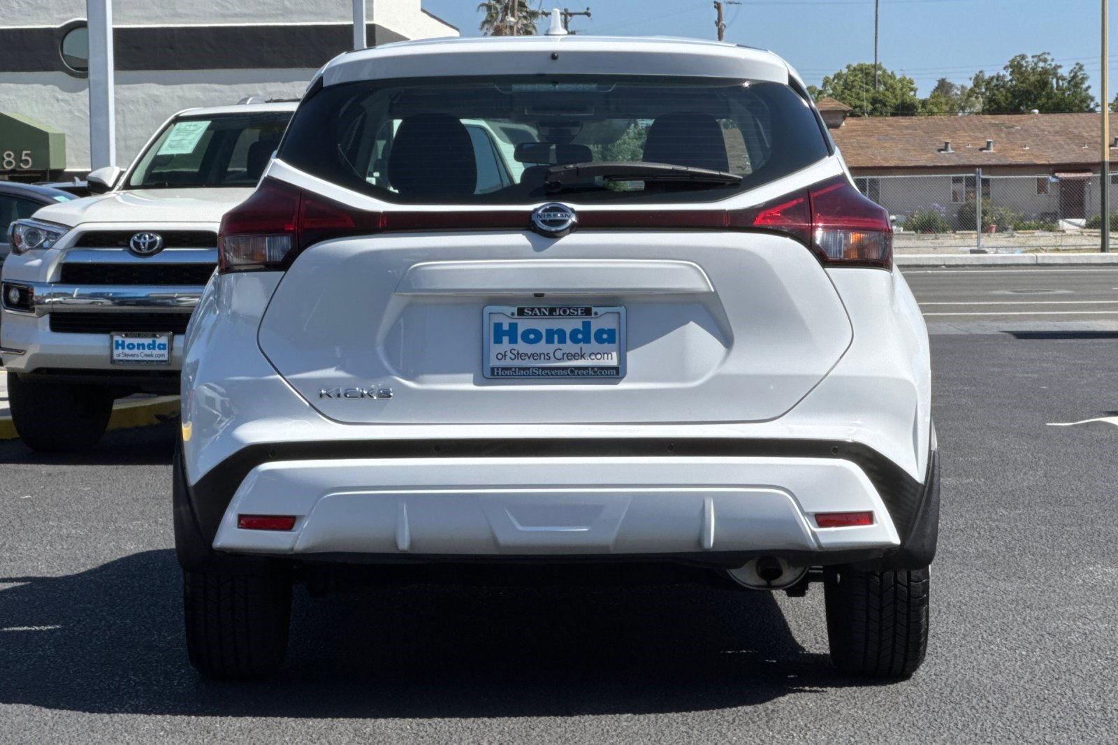 Used 2021 Nissan Kicks S FWD image 10
