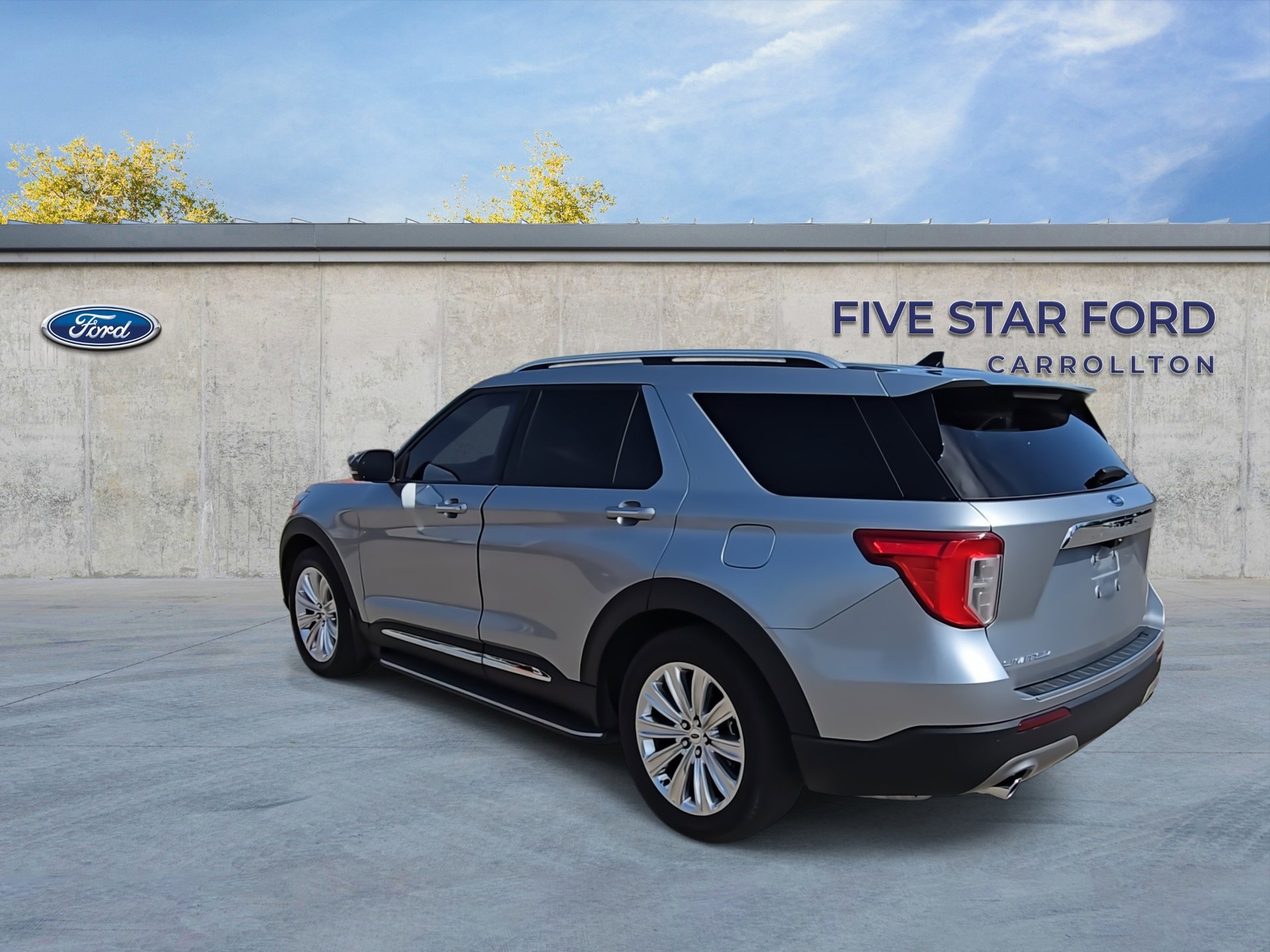 Certified 2023 Ford Explorer Limited w/ Limited Technology Package image 6