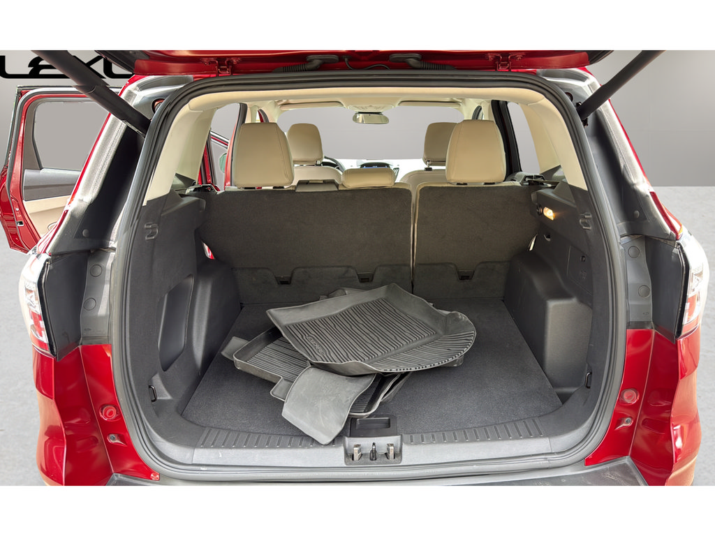 Used 2018 Ford Escape SEL w/ Ford Safe & Smart Package AWD/4WD image 18