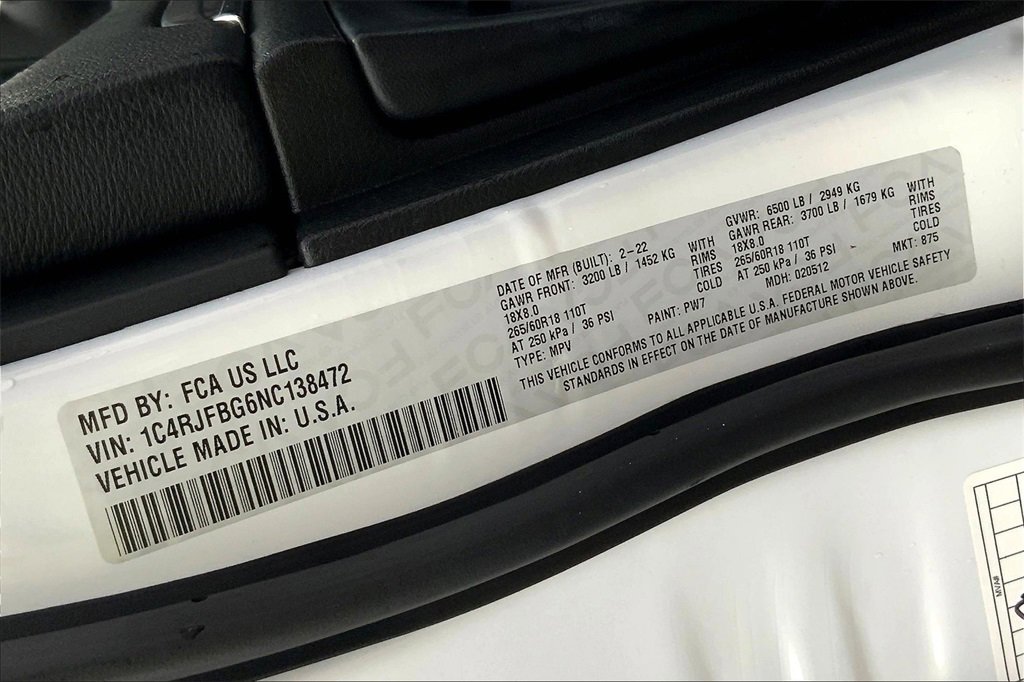Used 2022 Jeep Grand Cherokee Limited image 30