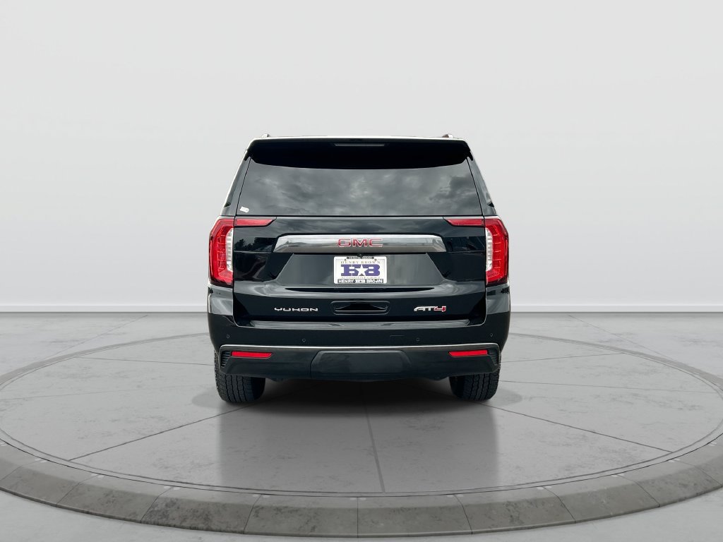 Used 2023 GMC Yukon AT4 w/ Technology Package AWD/4WD image 7