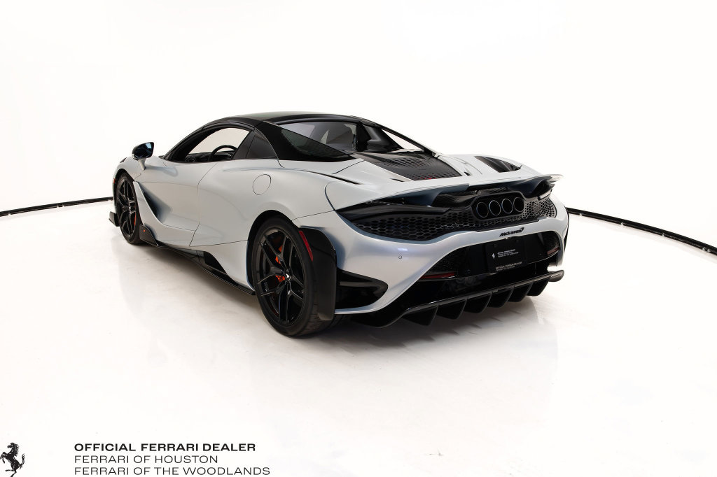 Used 2022 McLaren 765LT RWD image 31