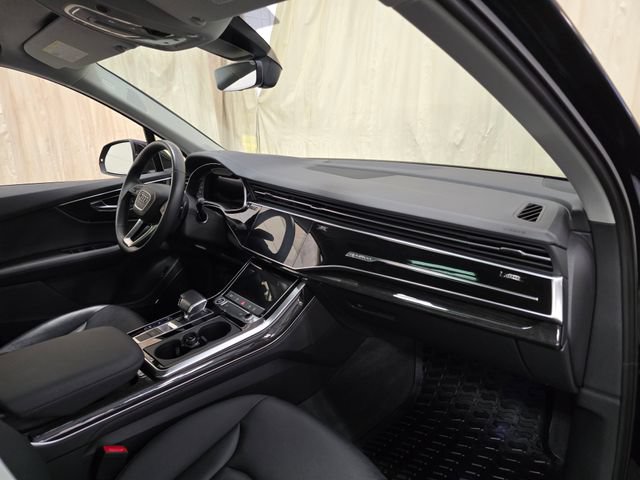 Used 2023 Audi Q7 3.0T Premium Plus AWD/4WD image 42