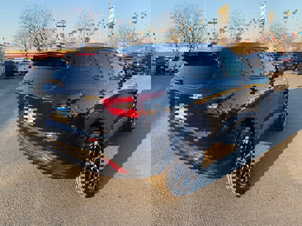 New 2026 Chevrolet Trax RS w/ Sunroof Package image 7