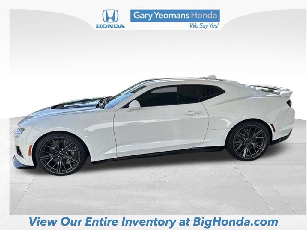 Used 2022 Chevrolet Camaro ZL1 RWD image 10