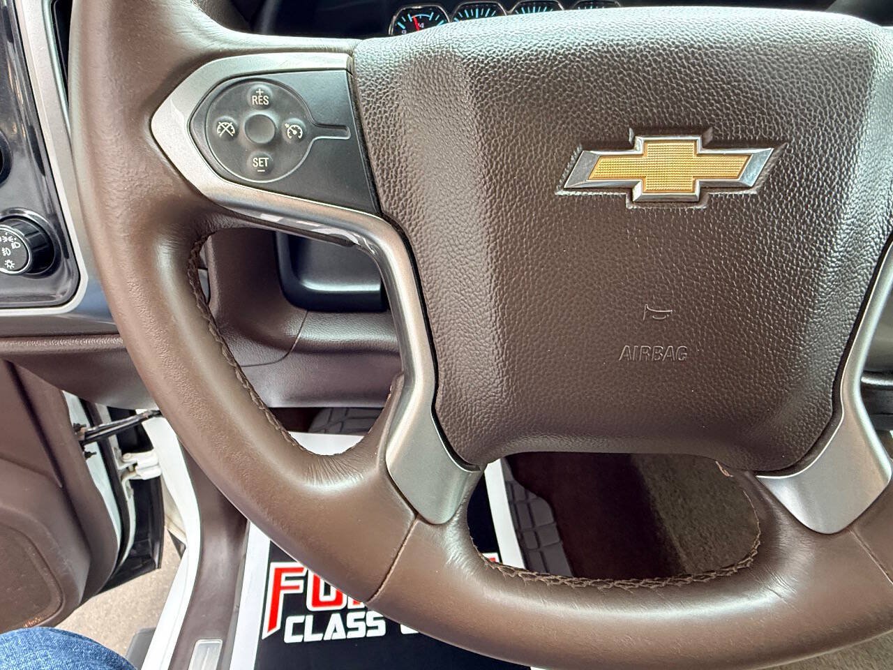 Used 2015 Chevrolet Silverado 2500 LT w/ LT Convenience Package AWD/4WD image 25