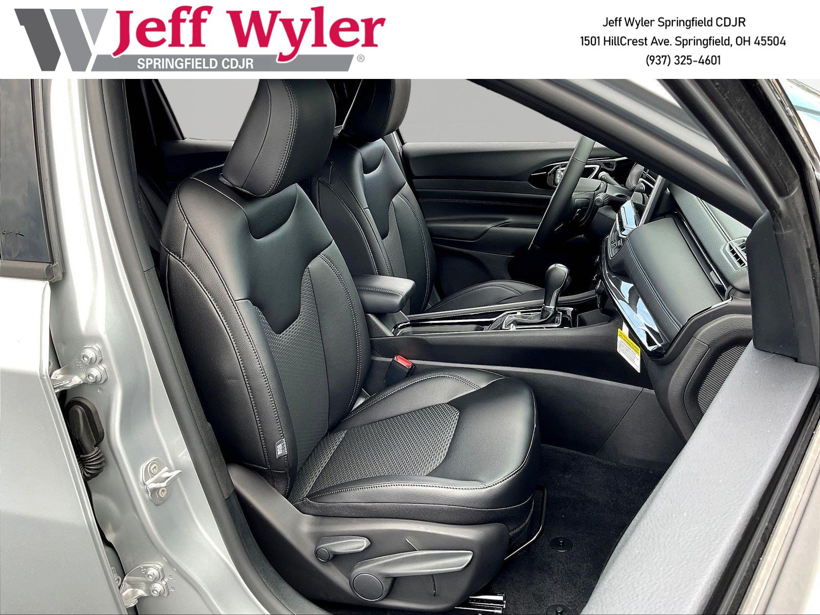 New 2026 Jeep Compass Latitude AWD/4WD image 21