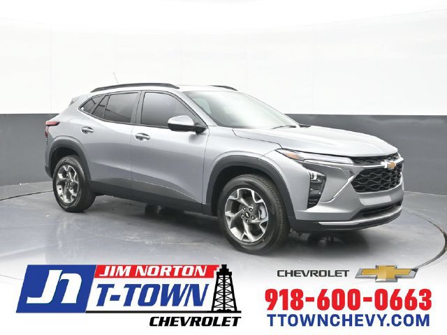 New 2026 Chevrolet Trax LT w/ Sunroof Package