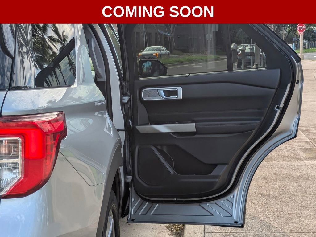 Used 2022 Ford Explorer Limited w/ Equipment Group 301A image 12