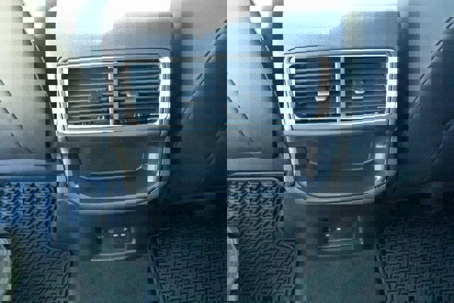 New 2026 Volkswagen Atlas Cross Sport SE image 34