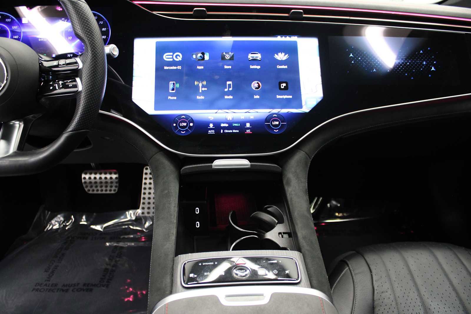 Used 2022 Mercedes-Benz EQS 580 EQS 580 image 26