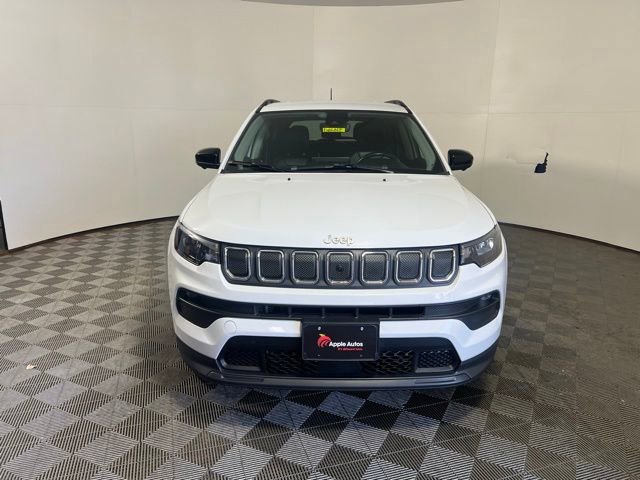 Used 2022 Jeep Compass Latitude AWD/4WD image 2