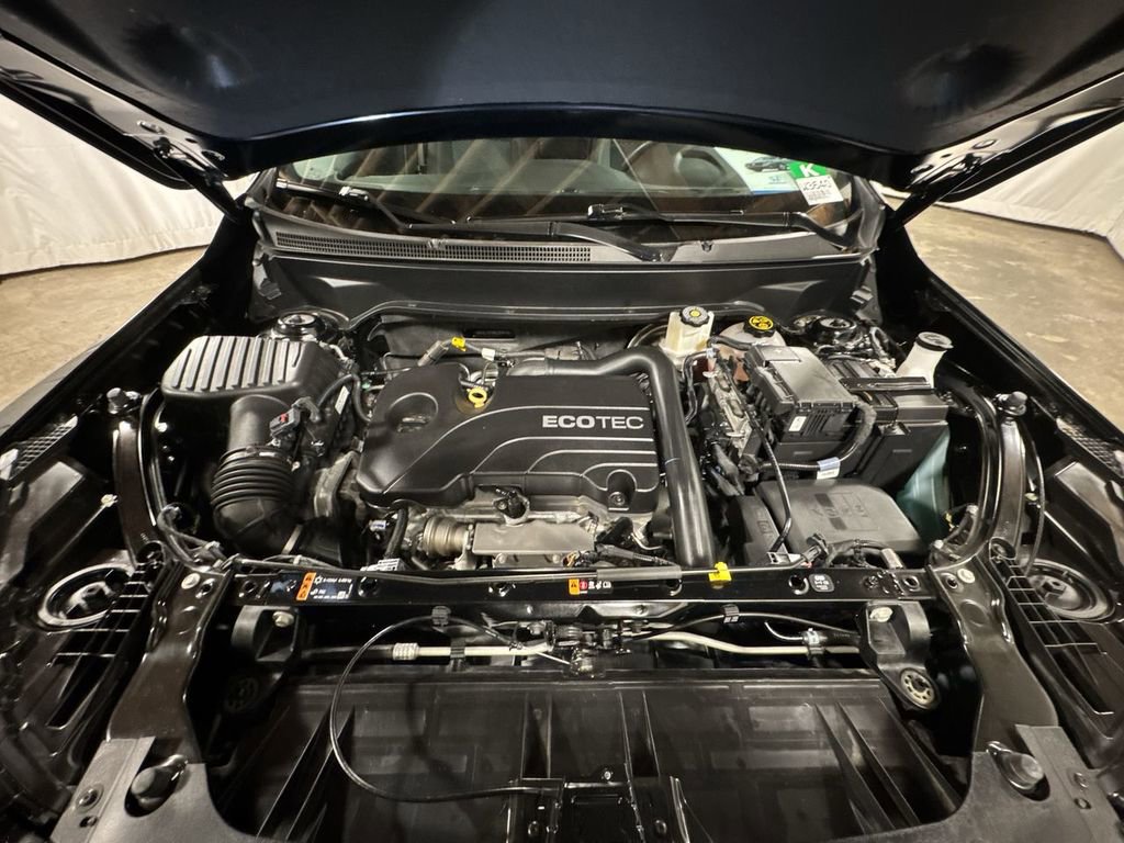 Used 2021 GMC Terrain SLE w/ Elevation Edition image 31