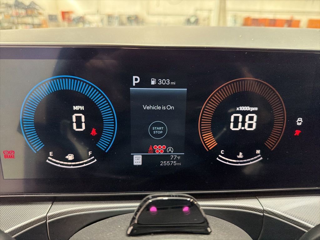 Certified 2025 Hyundai Santa Fe SEL image 16