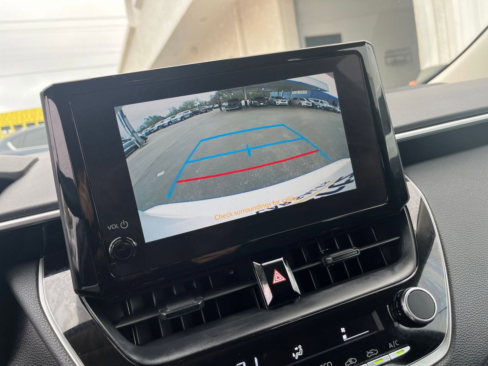 Used 2023 Toyota Corolla LE image 18