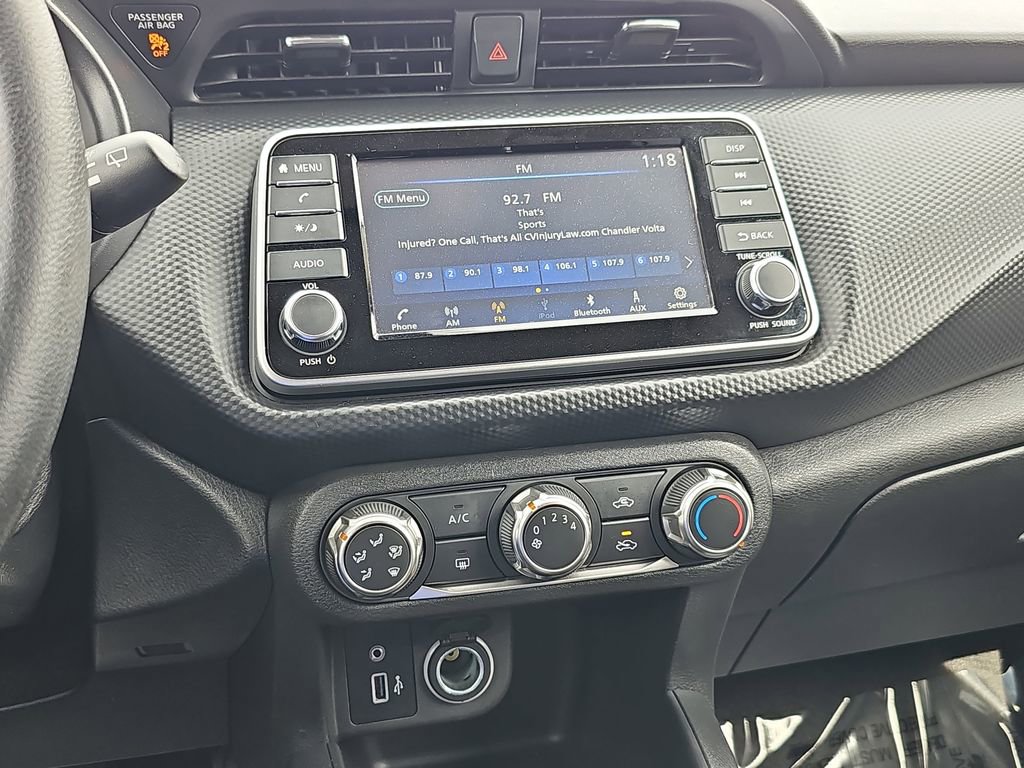 Used 2025 Nissan Kicks Play S image 21