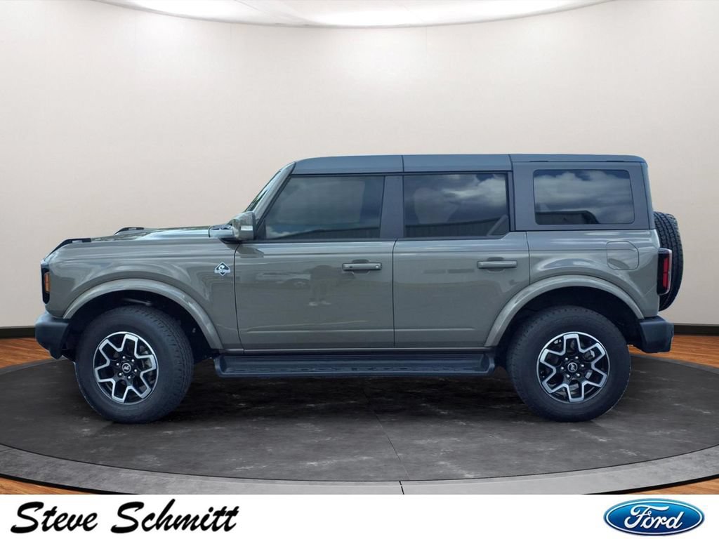 Used 2025 Ford Bronco Outer Banks AWD/4WD image 2