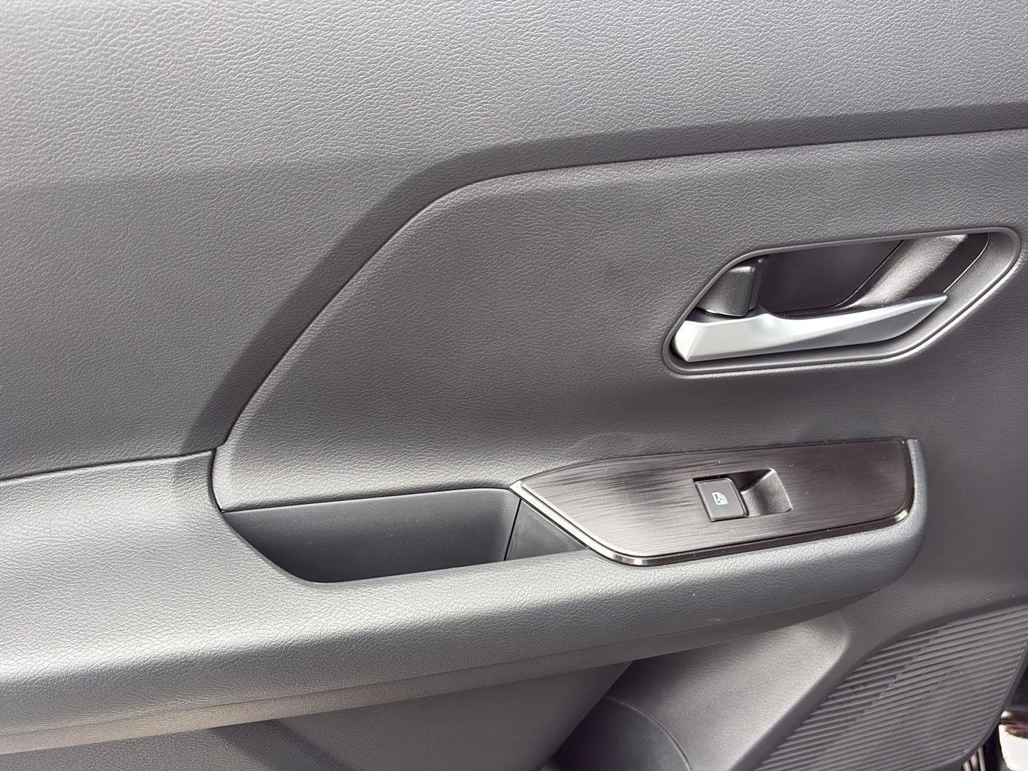 New 2026 Nissan Kicks SV w/ Cold Weather Package FWD image 24