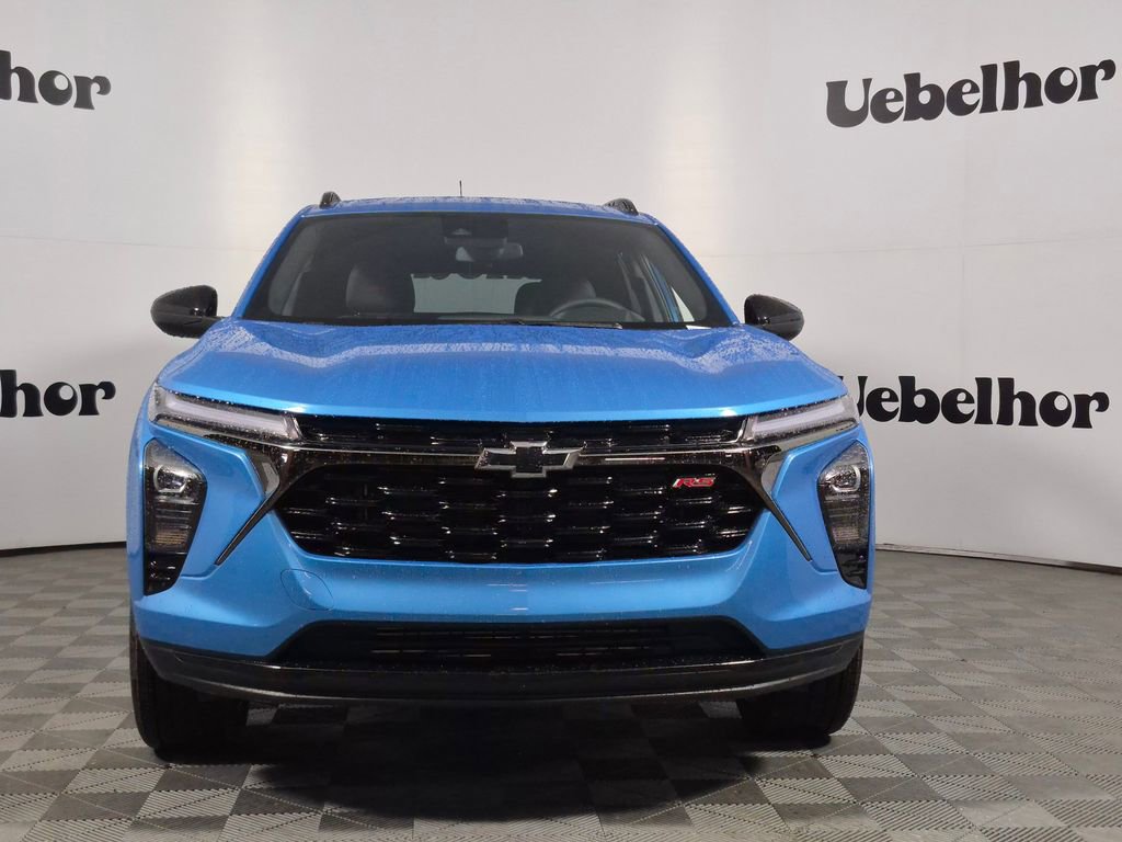New 2026 Chevrolet Trax RS w/ Driver Confidence Package FWD image 2