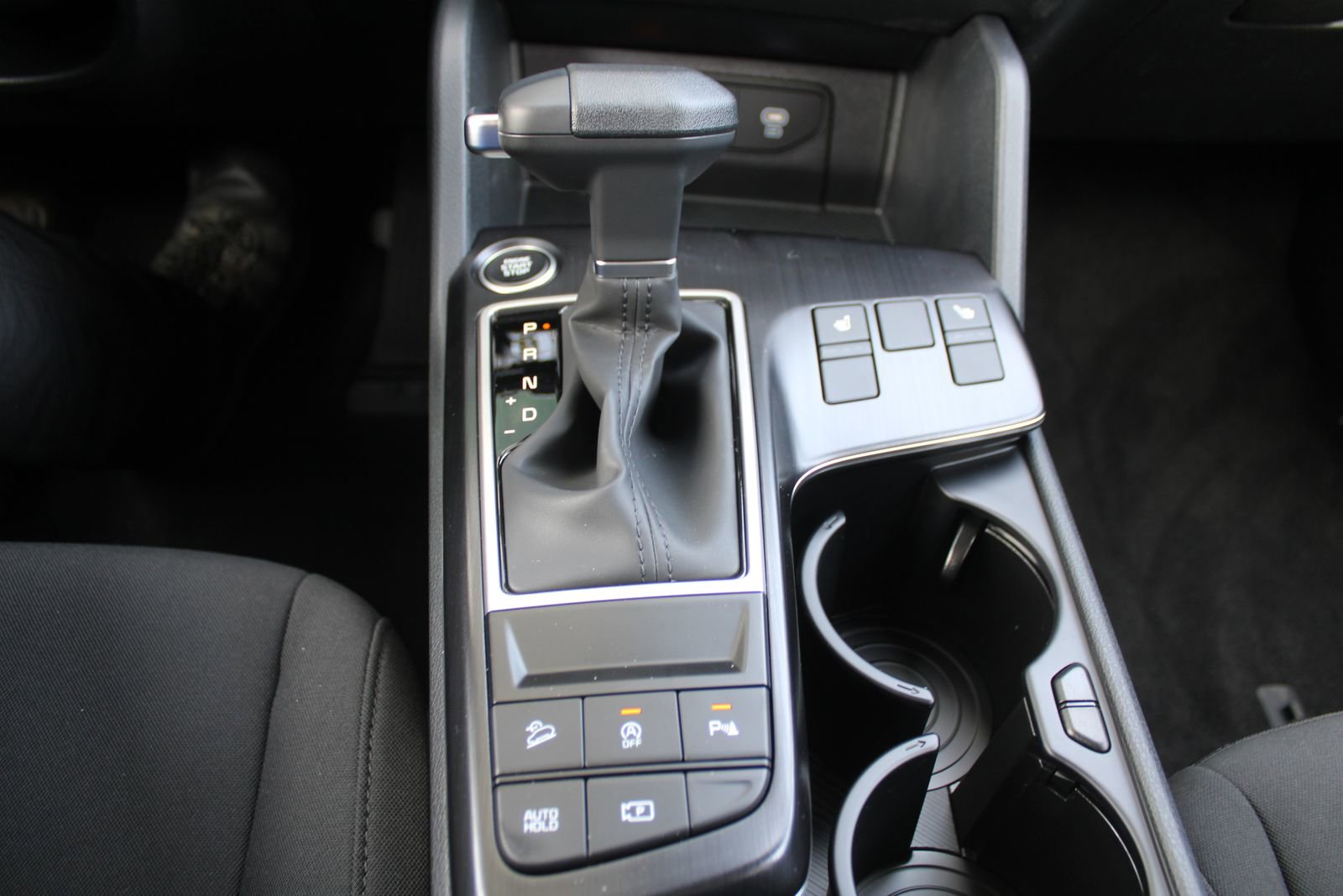 New 2026 Kia Sportage LX FWD image 33