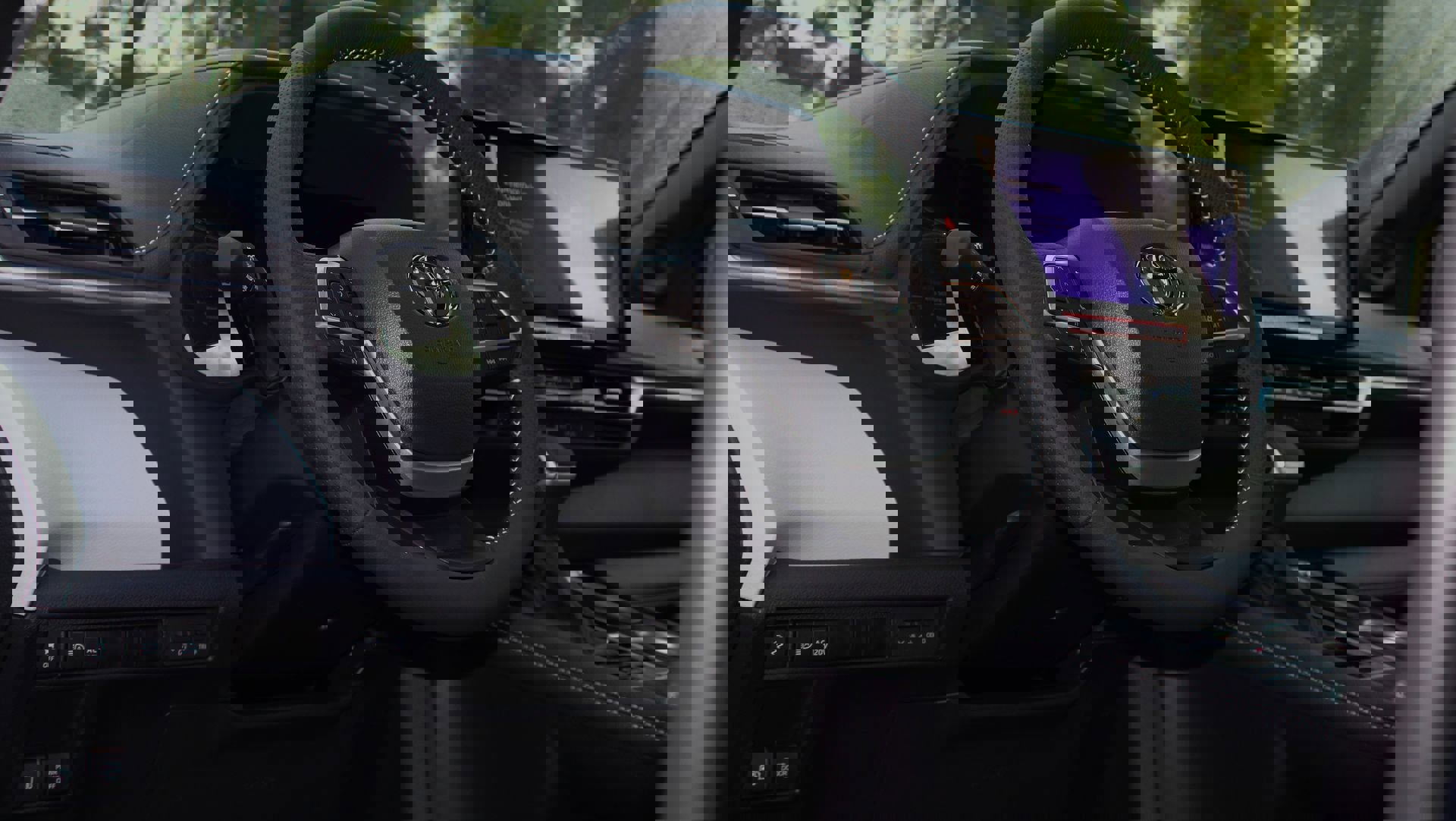 New 2025 Toyota Sienna XSE image 13