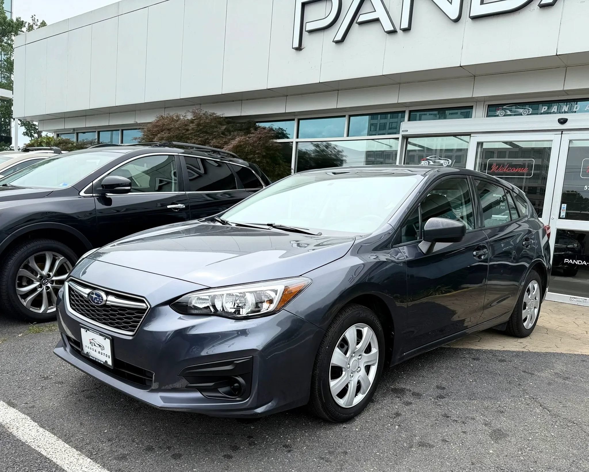 Used 2017 Subaru Impreza 2.0i AWD/4WD image 3