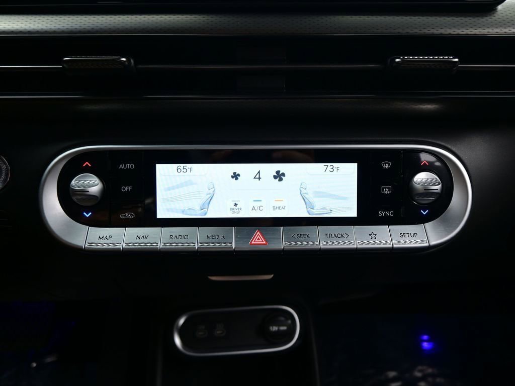 Used 2025 Genesis GV60 Advanced image 23