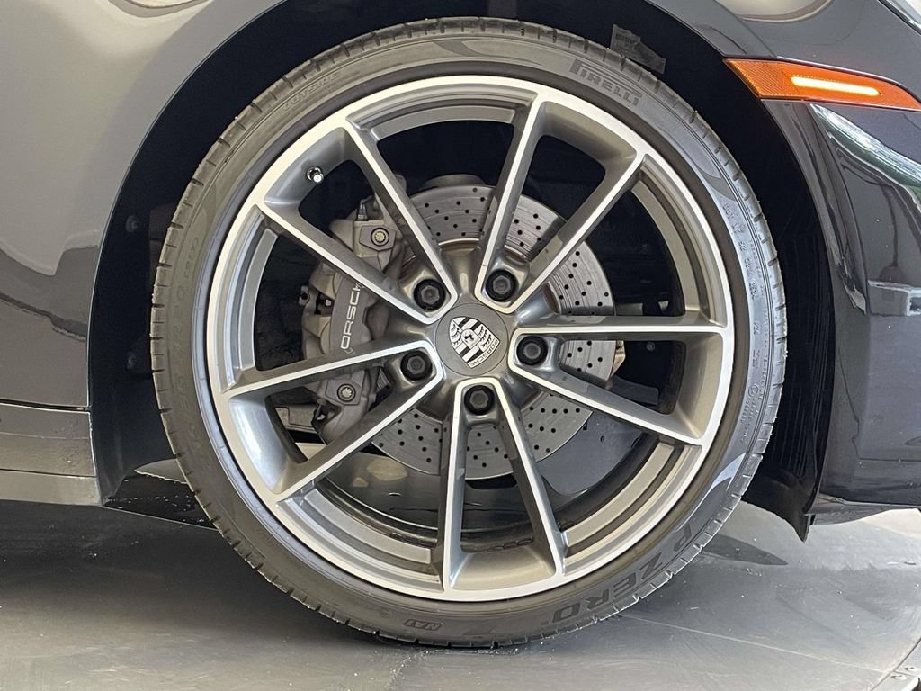 Used 2021 Porsche 911 Carrera RWD image 14