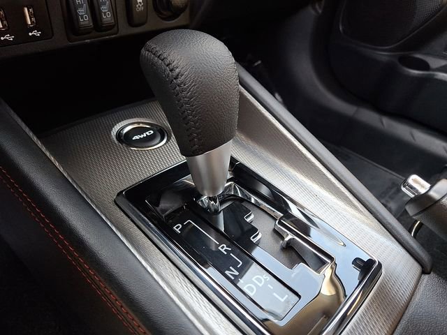 Used 2026 Mitsubishi Outlander Sport ES image 14