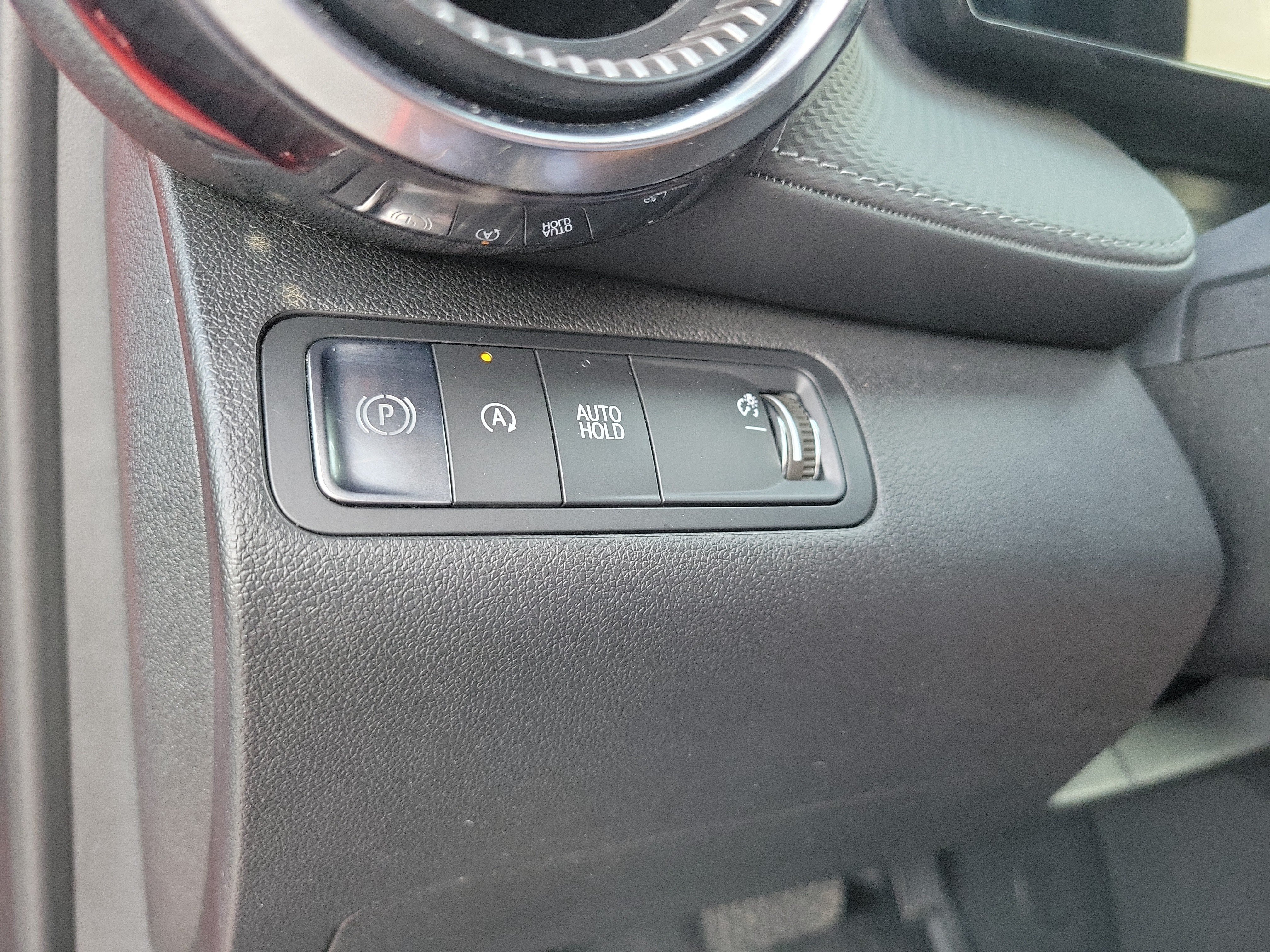 Used 2025 Chevrolet Equinox LT w/ Safety and Technology Package FWD image 22