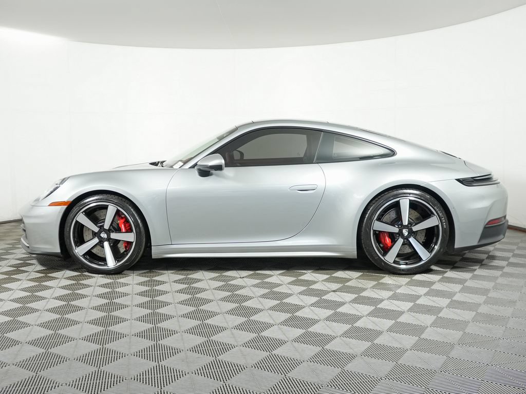 Used 2026 Porsche 911 Carrera 4S AWD/4WD image 2