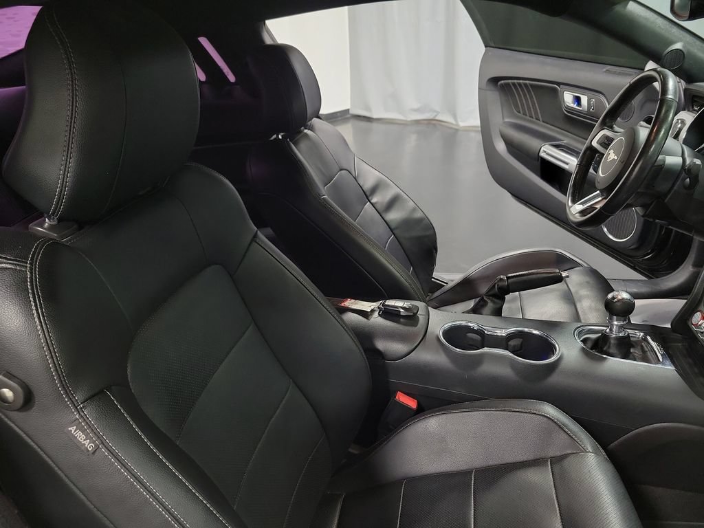 Used 2015 Ford Mustang GT Premium RWD image 27
